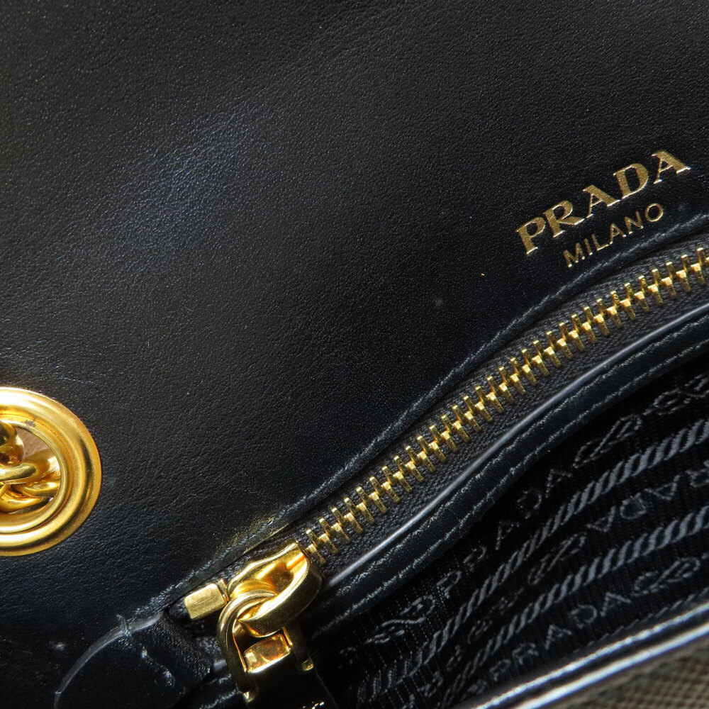 PRADA Bag - Picture 7 of 16